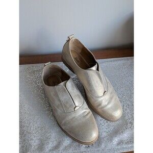 G. H. Bass Dylan Shoes Women’s 7.5 M Slip On Gold Loafers Flats Metallic Casual